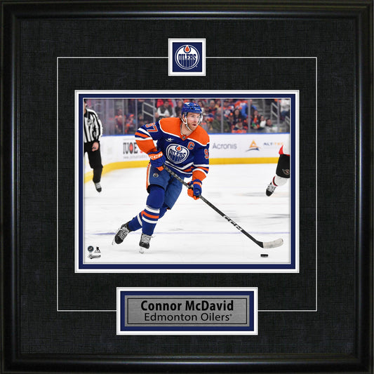 Connor McDavid Framed Pin & Plate Edmonton Oilers