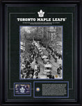 Charger l'image dans la visionneuse de la galerie, Toronto Maple Leafs Framed Stanley Cup Parade Photo
