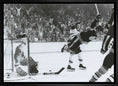 Charger l'image dans la visionneuse de la galerie, Bobby Orr 20x29 Framed Canvas Bruins The Goal-H
