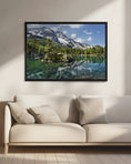 Charger l'image dans la visionneuse de la galerie, Wall art Green Mountain Lake

